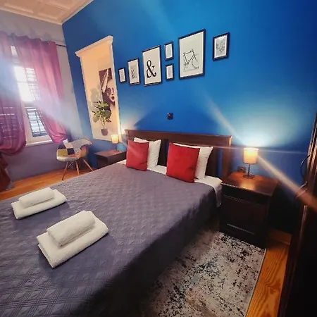 Deisisroomnafplio Apollo στ κέντρο του ναύπλιου ナフプリオ